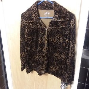 EUC Cheetah print Style & co. Velour sweatshirt